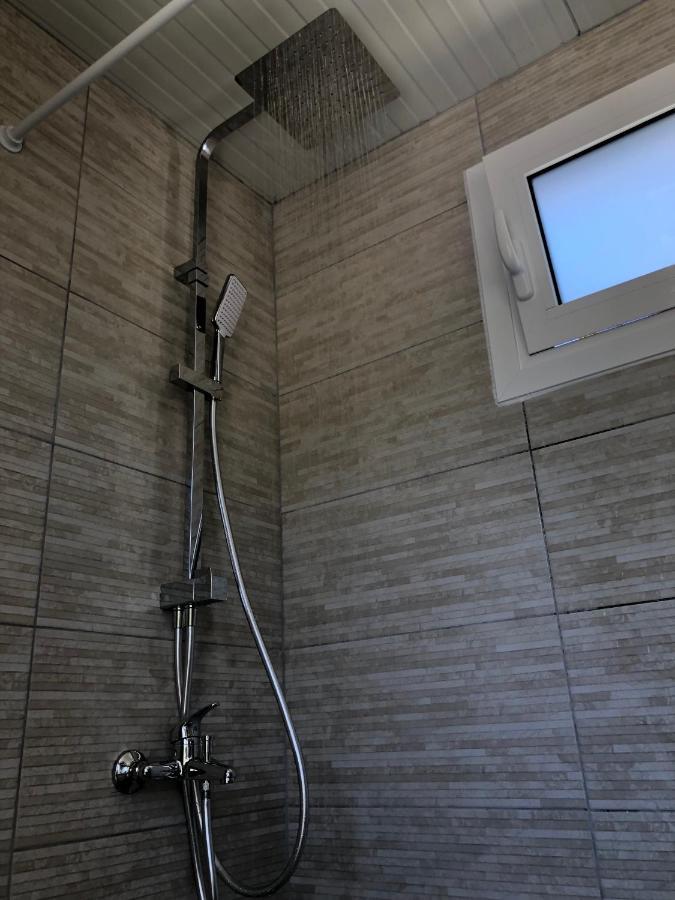 Converted Shed Studio & Garden Hanging Bed Pórto Ráfti Eksteriør bilde